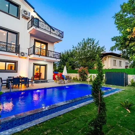 Villa Kemer 1 *
